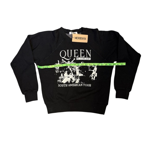QUEEN SOUTH AMERICA TOUR 🖤  Black Concert Sweater - Picture 11 of 12